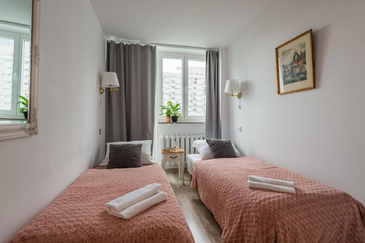 V Ajax Warsaw Bed&Breakfast Rooms Exterior photo